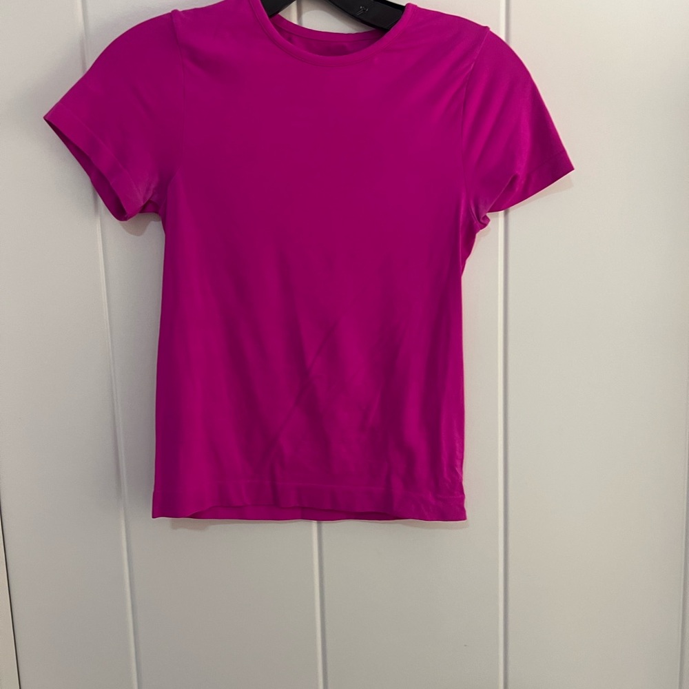 SKIMS Vibrant Pink T-Shirt